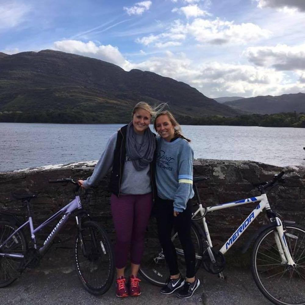 Meet your Posher, Halie